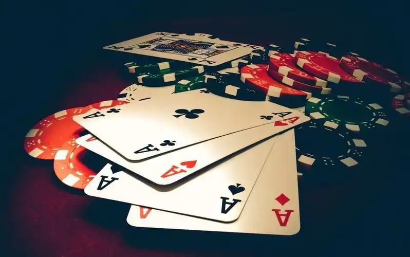32 APK live casino real dealer table interface for Philippine players